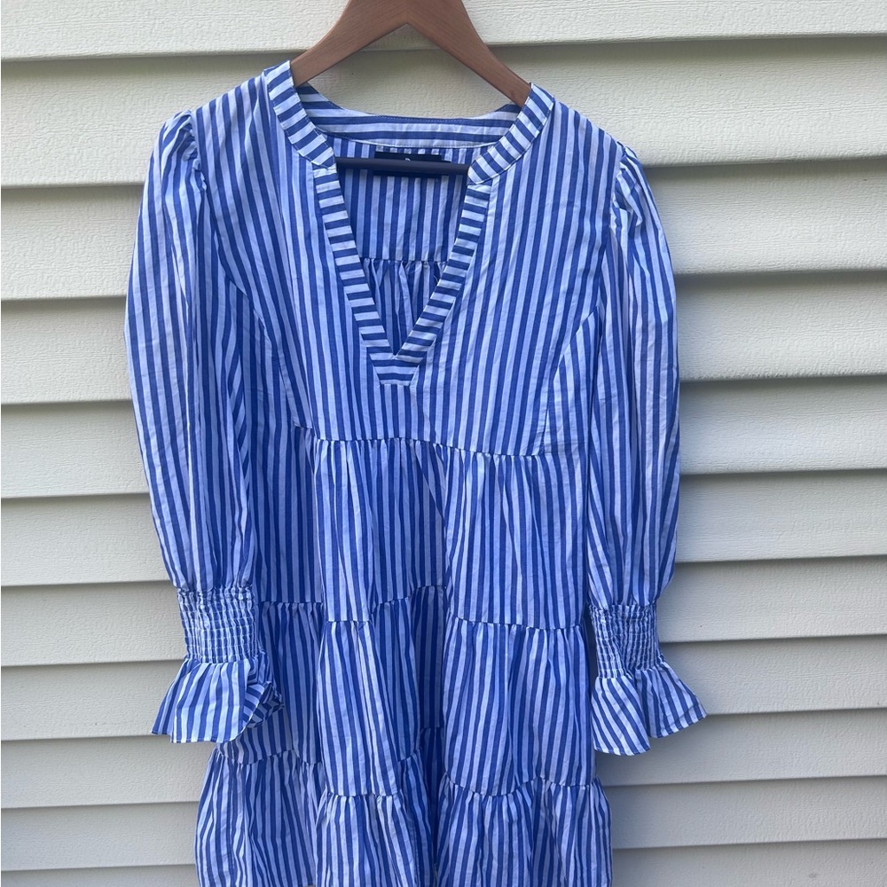 Tuckernuck Pomander Place

Blue and White Stripe Cotton Poplin Kenzo Dress L